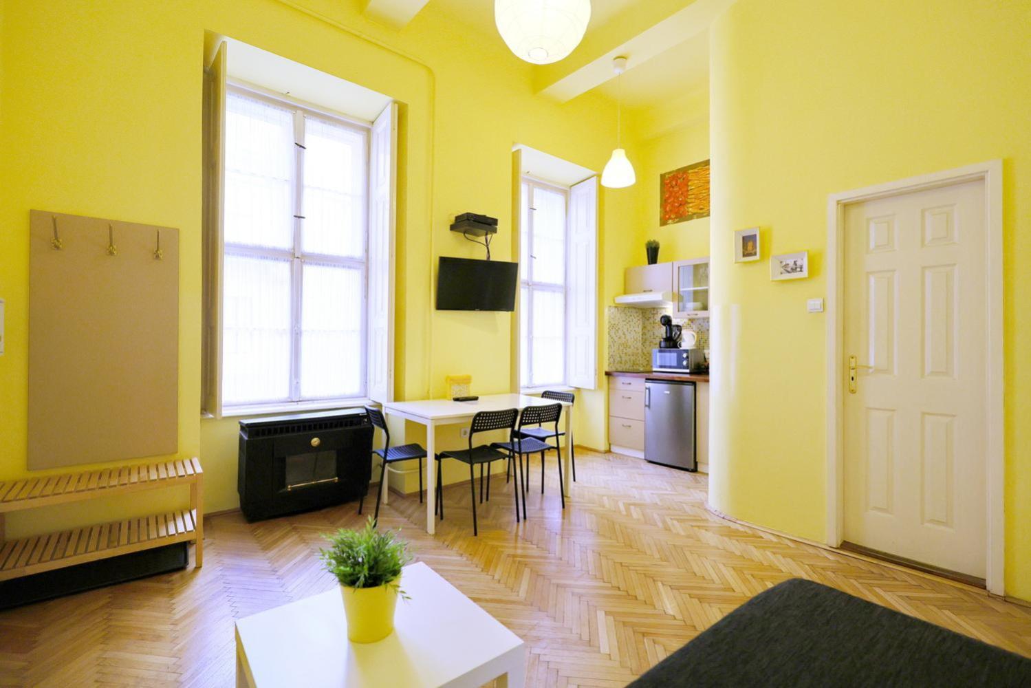 Supreme Astoria Semmelweis Apartamento Budapeste Exterior foto
