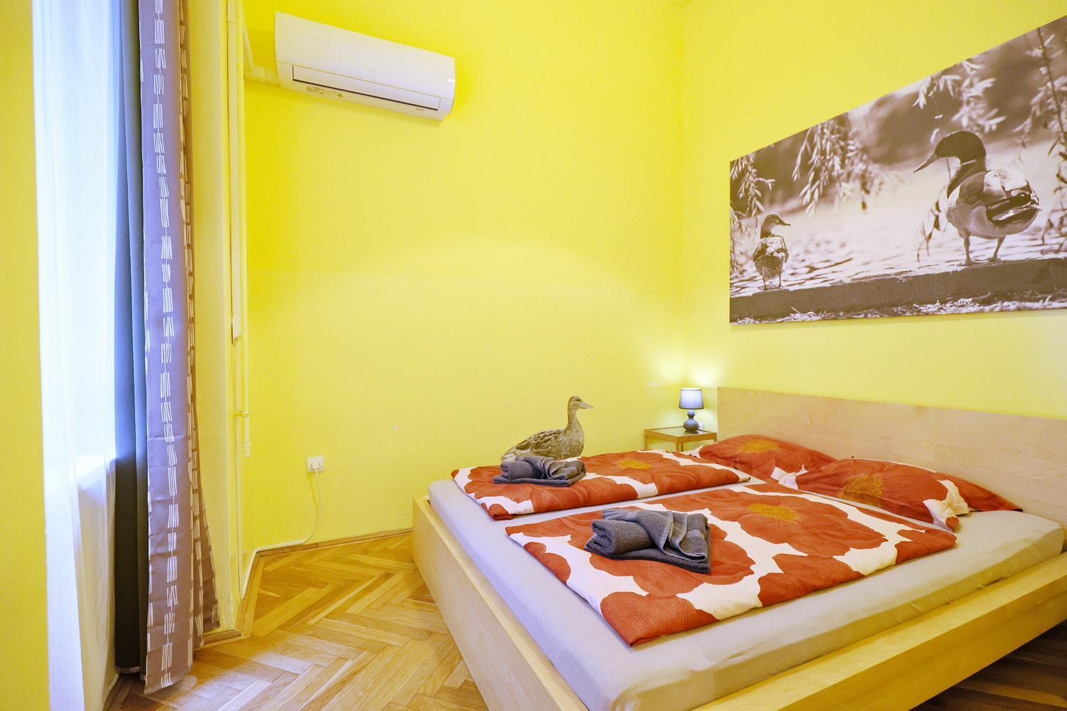 Supreme Astoria Semmelweis Apartamento Budapeste Exterior foto